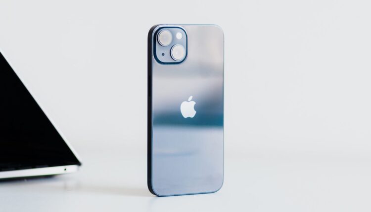 iPhone-13-supply-will-remain-constrained-through-the-holiday-quarter